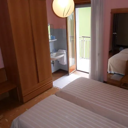 Otel Dosde