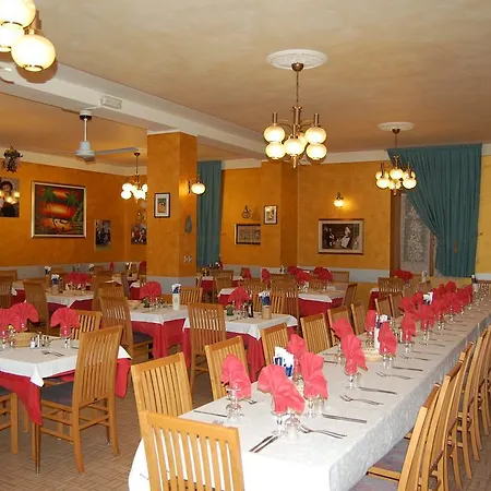 Hotel Dosde 3*