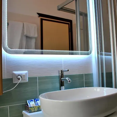 Hotel Dosde 3*
